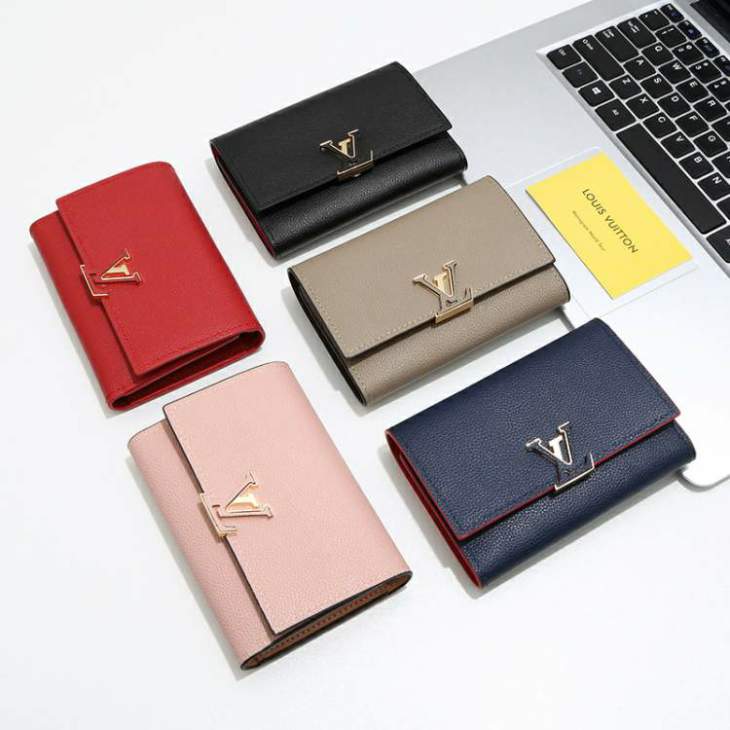 Picture of Louis Vuitton Wallets _SKUfw227105846fw